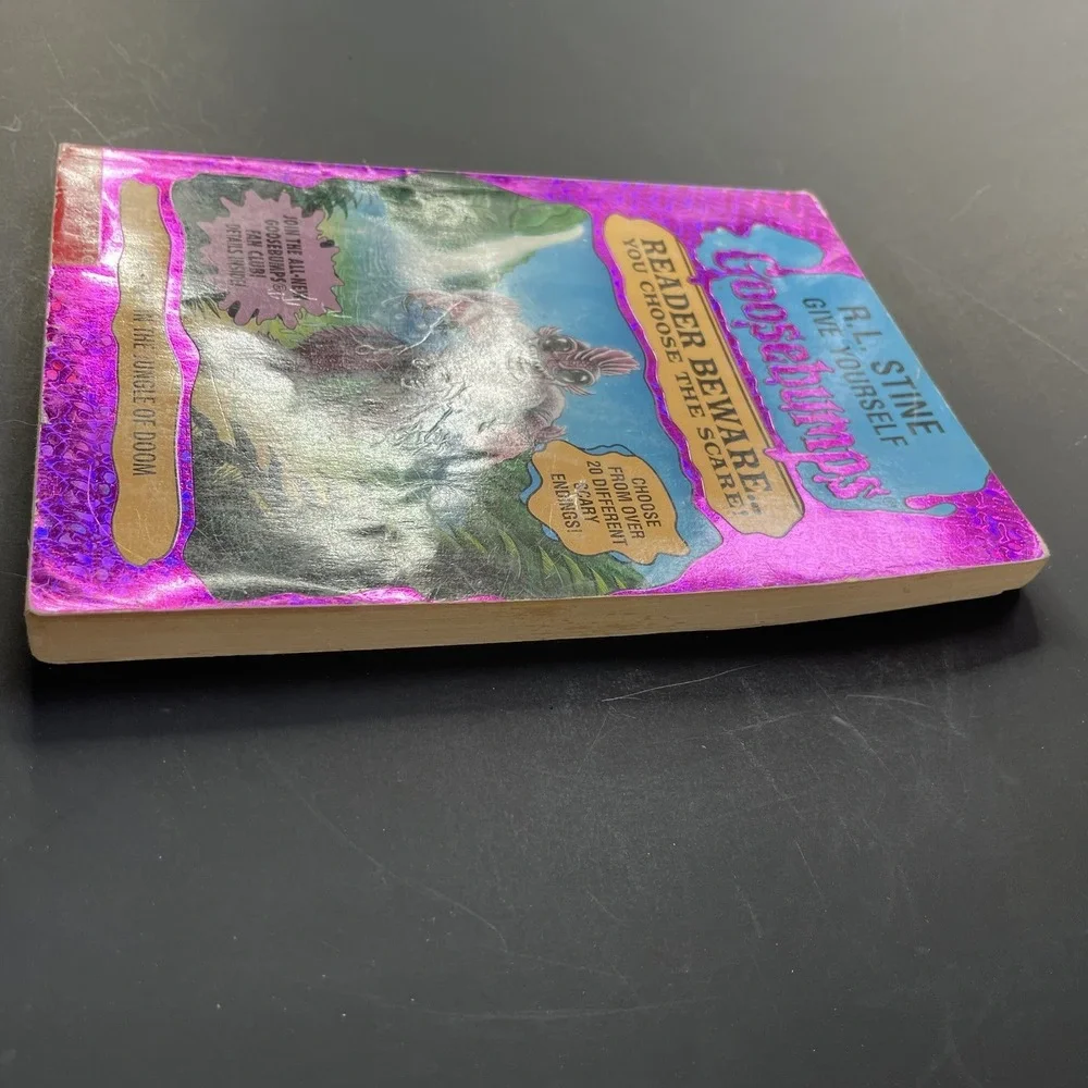 Give Yourself Goosebumps RL Stine #11 Deep In the Jungle of Doom Holographic 90s